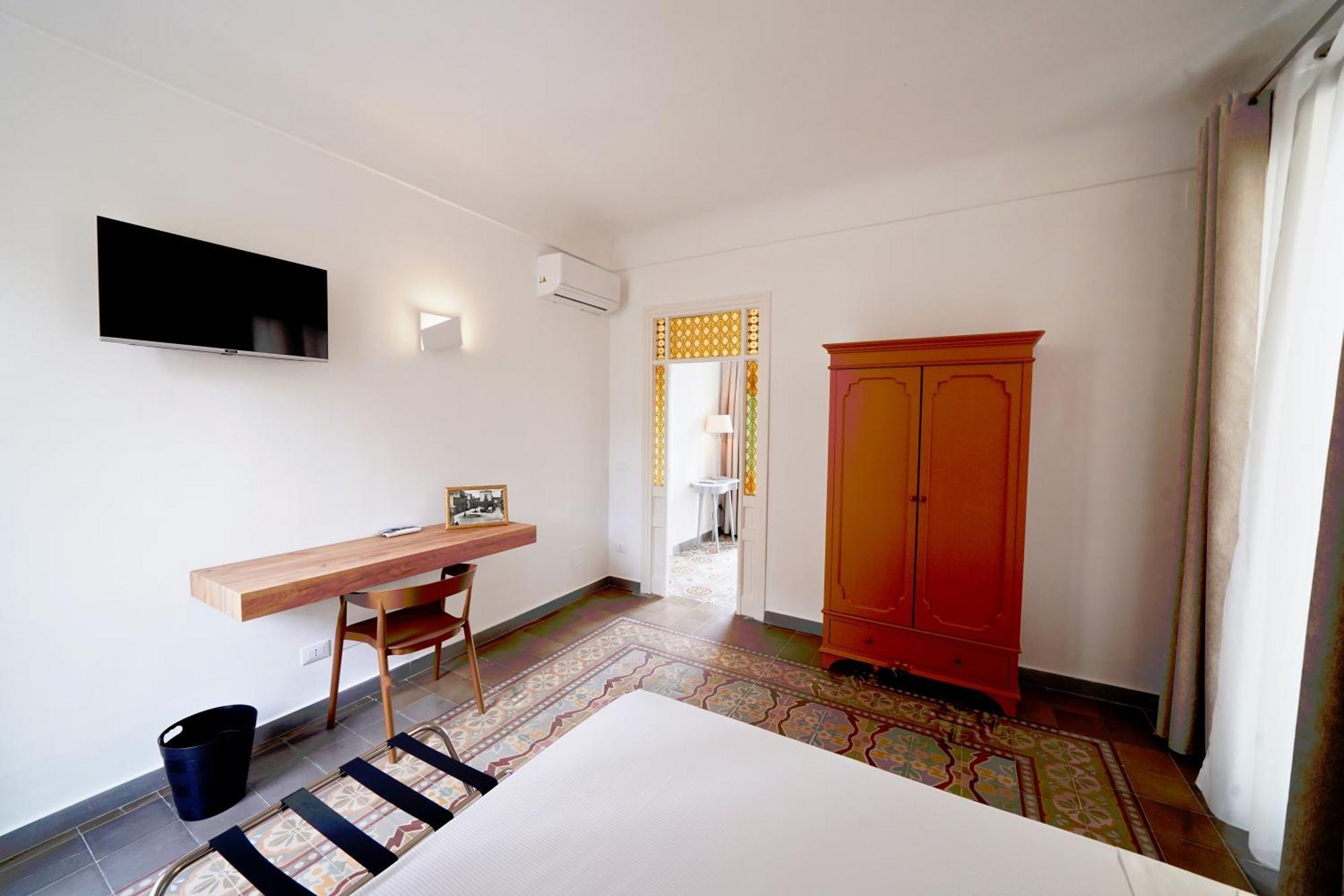 Ducas Rooms And Suite Lascari Exterior foto