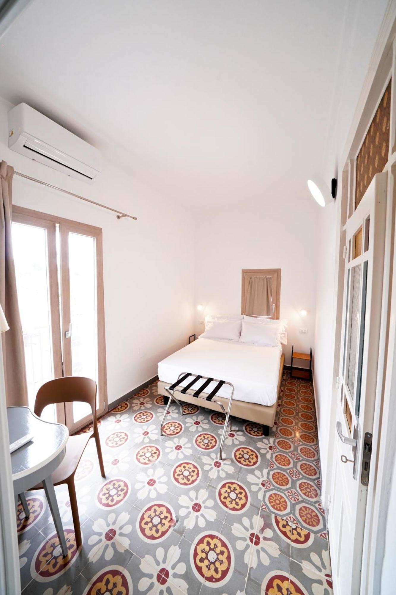 Ducas Rooms And Suite Lascari Exterior foto